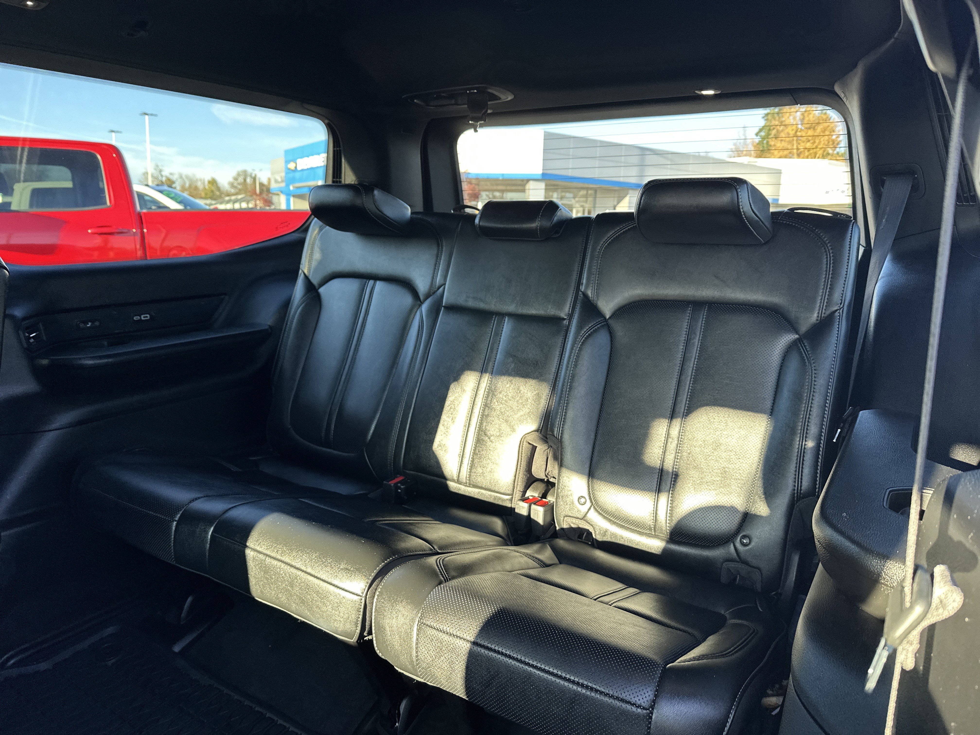 Used 2024 Jeep Wagoneer Series III image 12