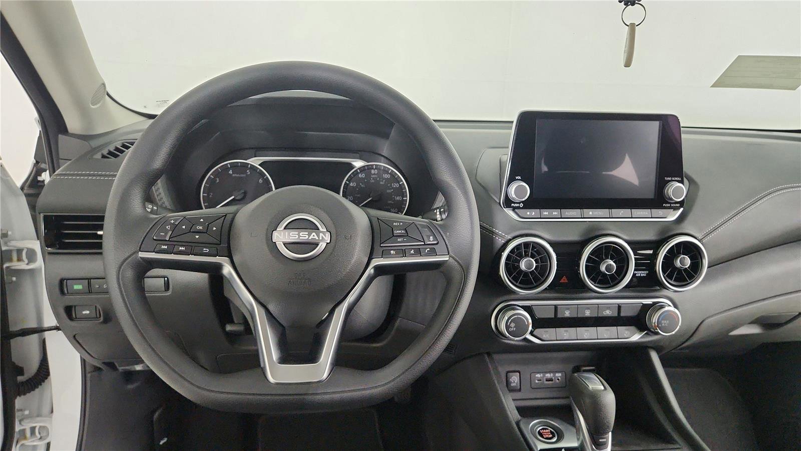 Used 2024 Nissan Sentra SV image 30