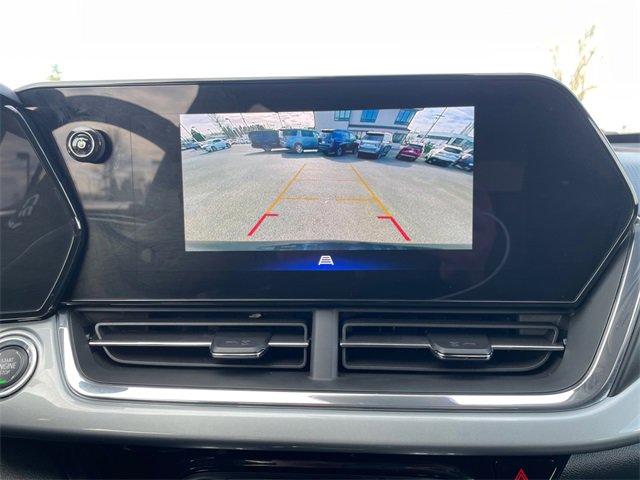 Used 2025 Chevrolet Trax LT w/ LT Convenience Package image 23