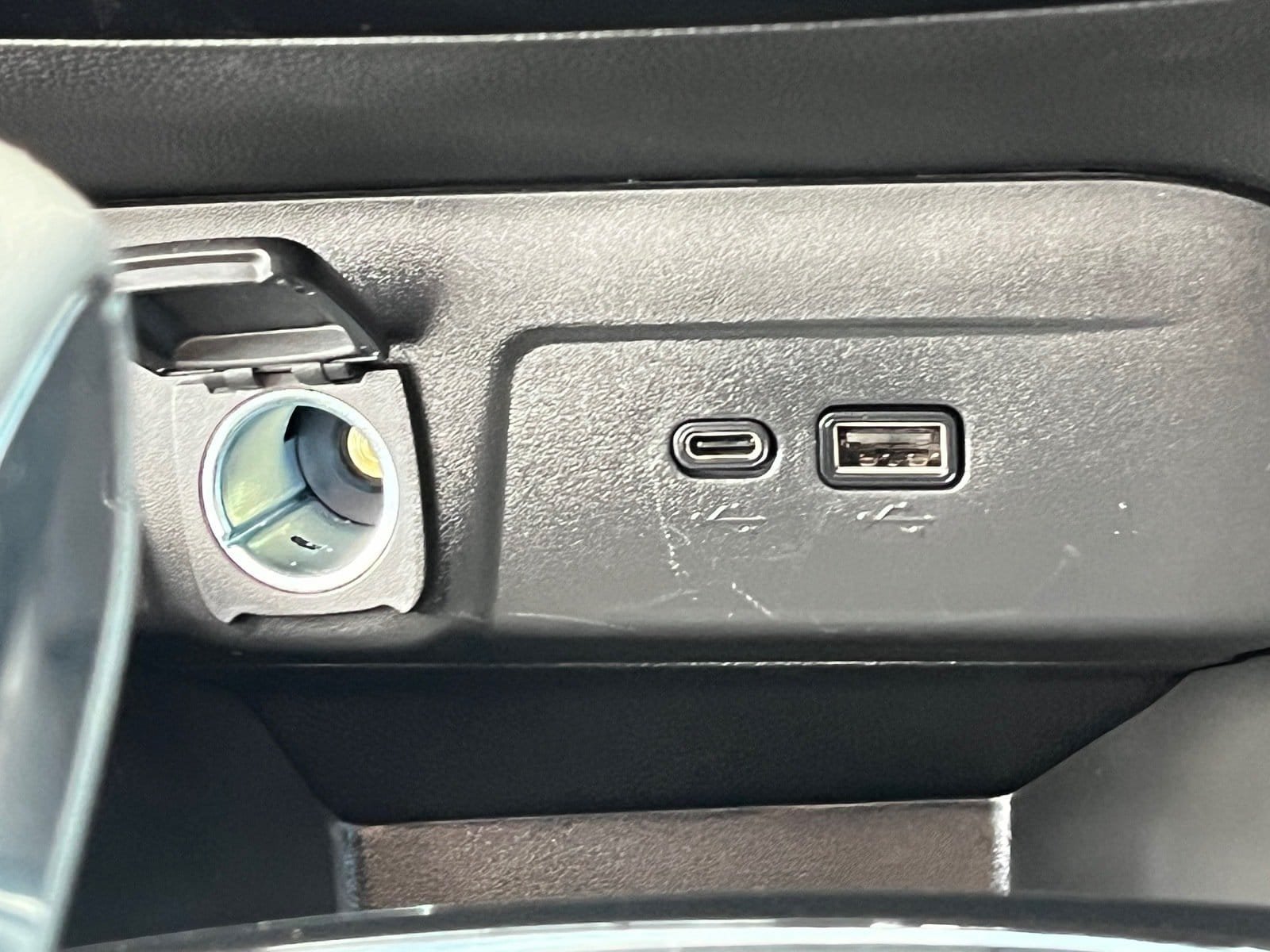 Used 2026 Chevrolet Trax ACTIV FWD image 23