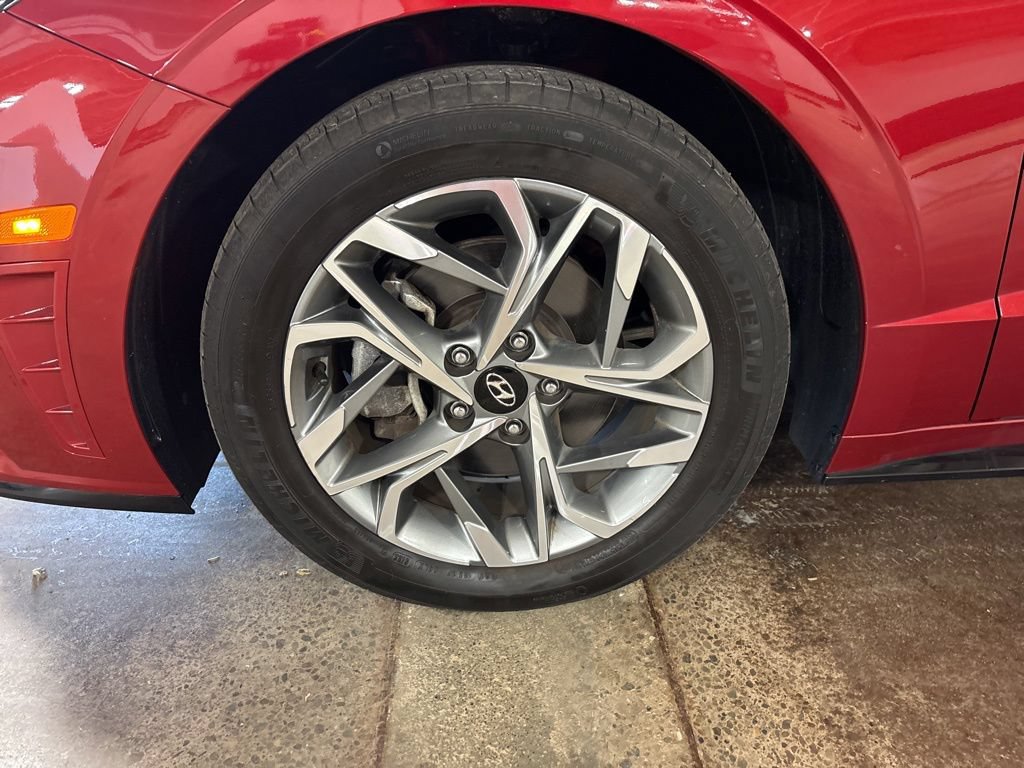 Certified 2023 Hyundai Sonata SEL FWD image 9