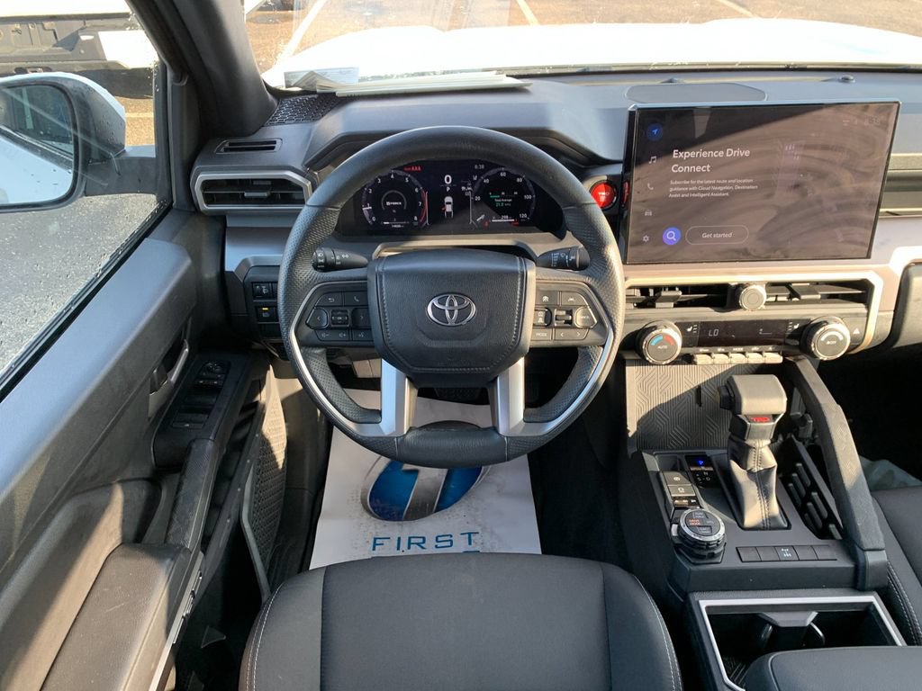 Used 2025 Toyota Tacoma TRD Off-Road AWD/4WD image 17