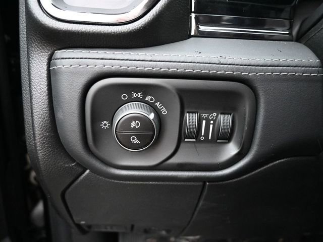 New 2026 RAM 3500 Limited AWD/4WD image 23