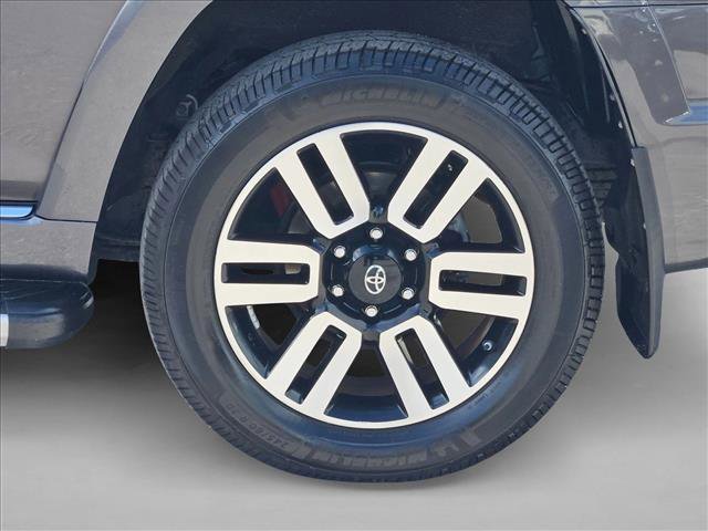 Used 2014 Toyota 4Runner Limited image 26