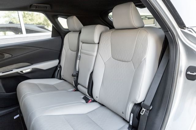 Used 2024 Lexus RX 350 w/ Convenience Package image 12