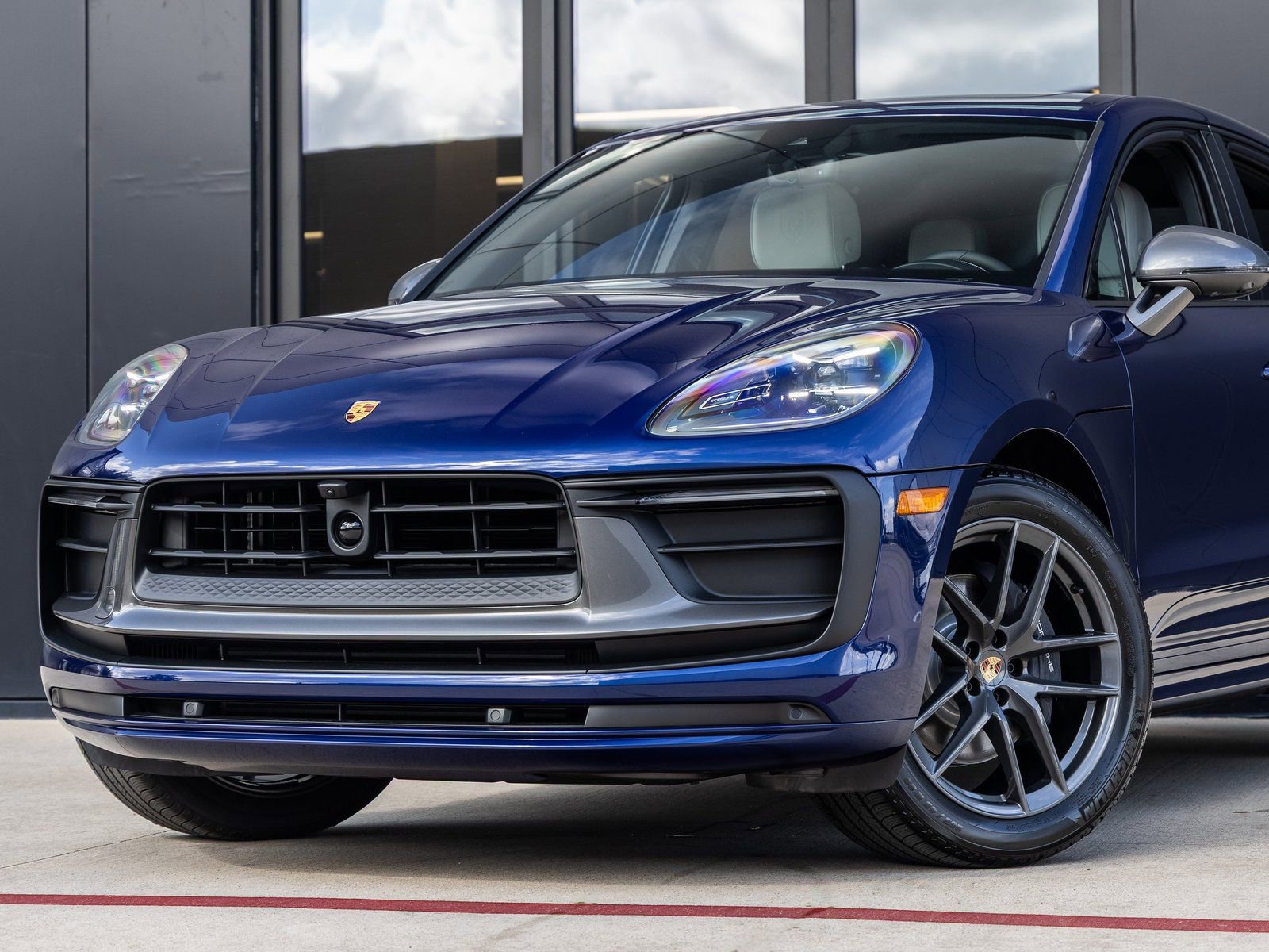 New 2026 Porsche Macan Turbo image 7
