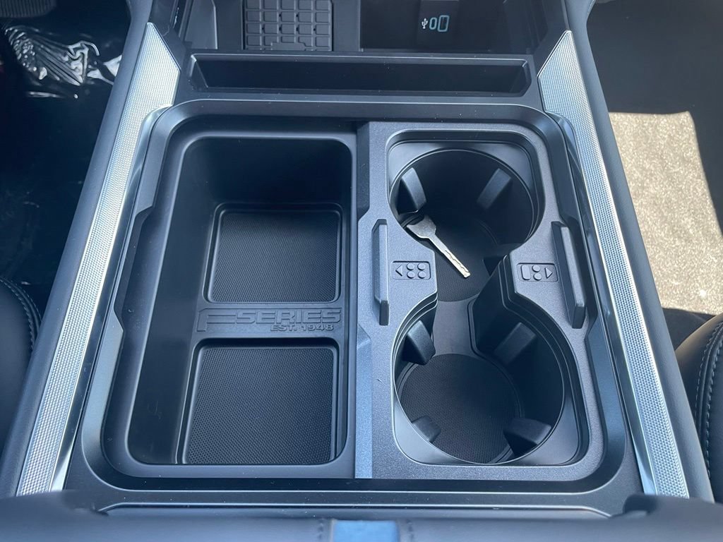 New 2026 Ford F350 Platinum w/ FX4 Off-Road Package AWD/4WD image 27