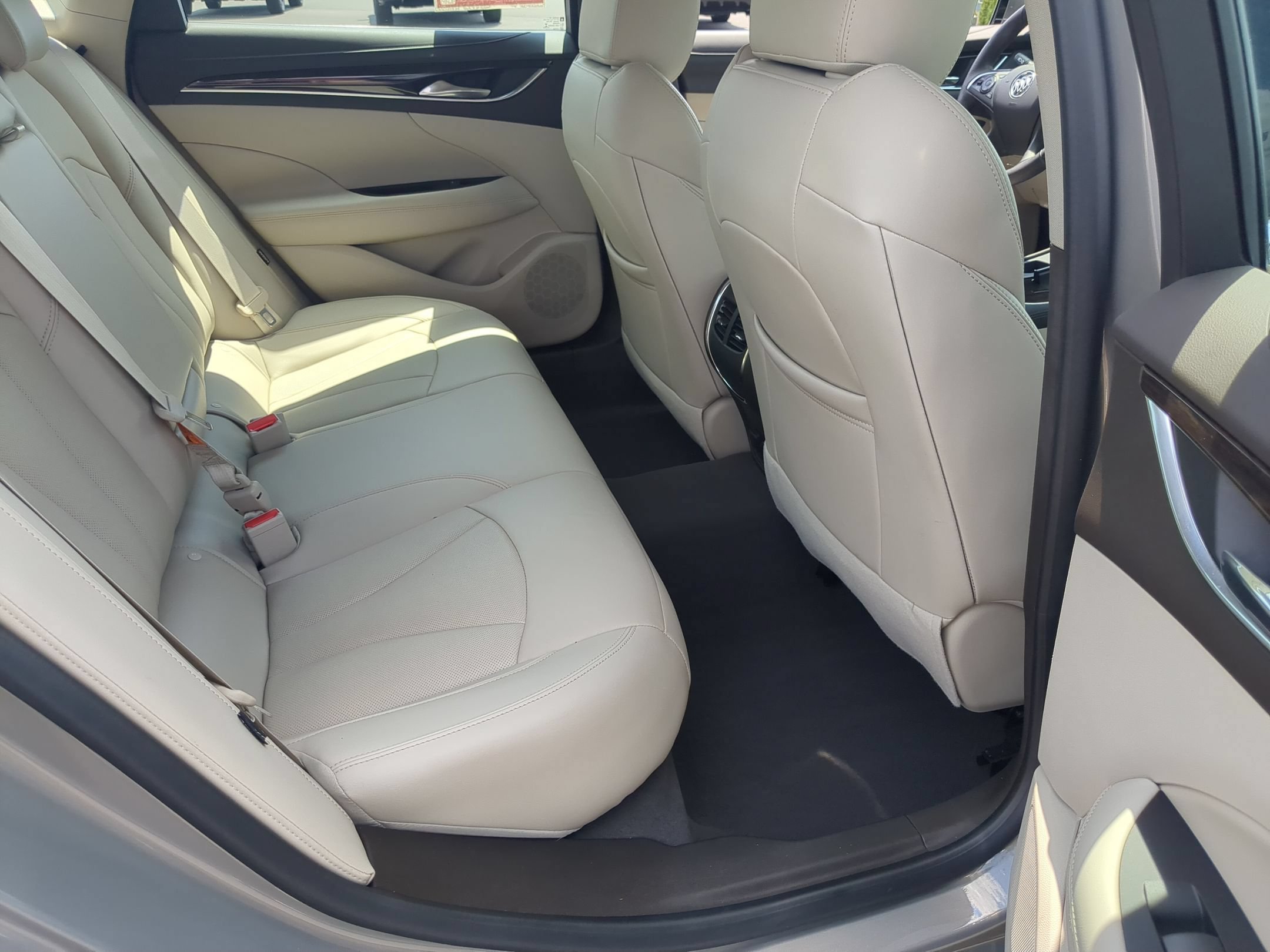 Certified 2018 Buick LaCrosse Premium w/ Dynamic Drive Package FWD image 26