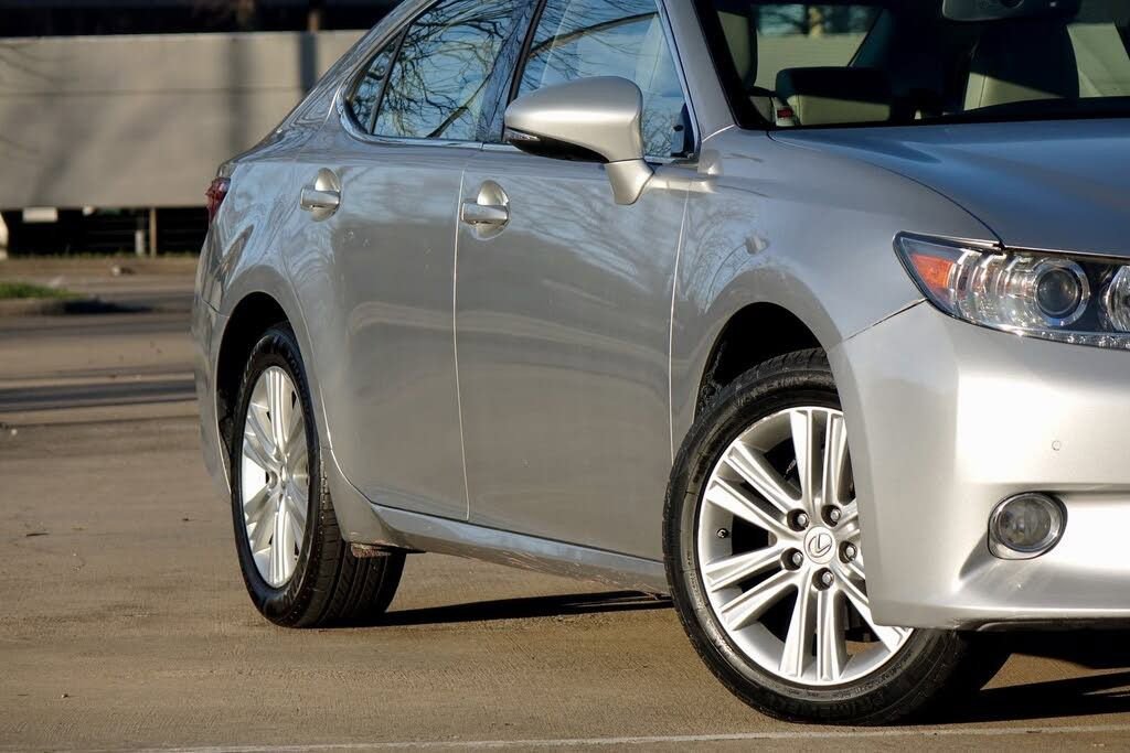Used 2014 Lexus ES 350 w/ Premium Package image 19
