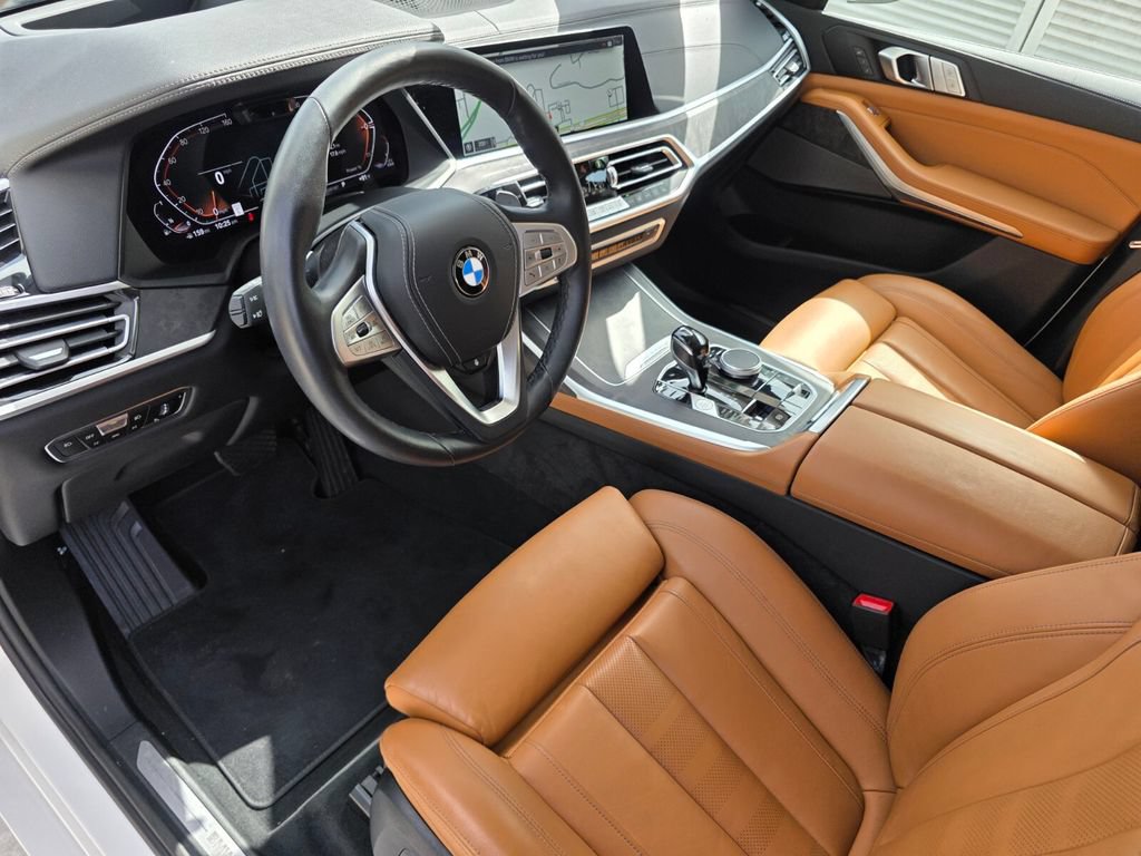Used 2022 BMW X7 xDrive40i w/ Premium Package AWD/4WD image 10