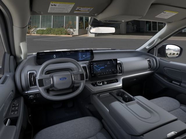 New 2026 Ford Expedition Max Active image 9