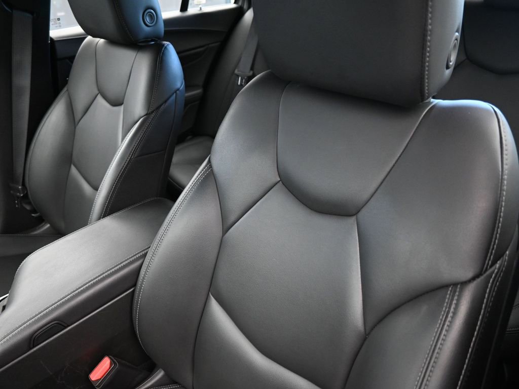 Used 2024 Cadillac CT4 Luxury RWD image 18