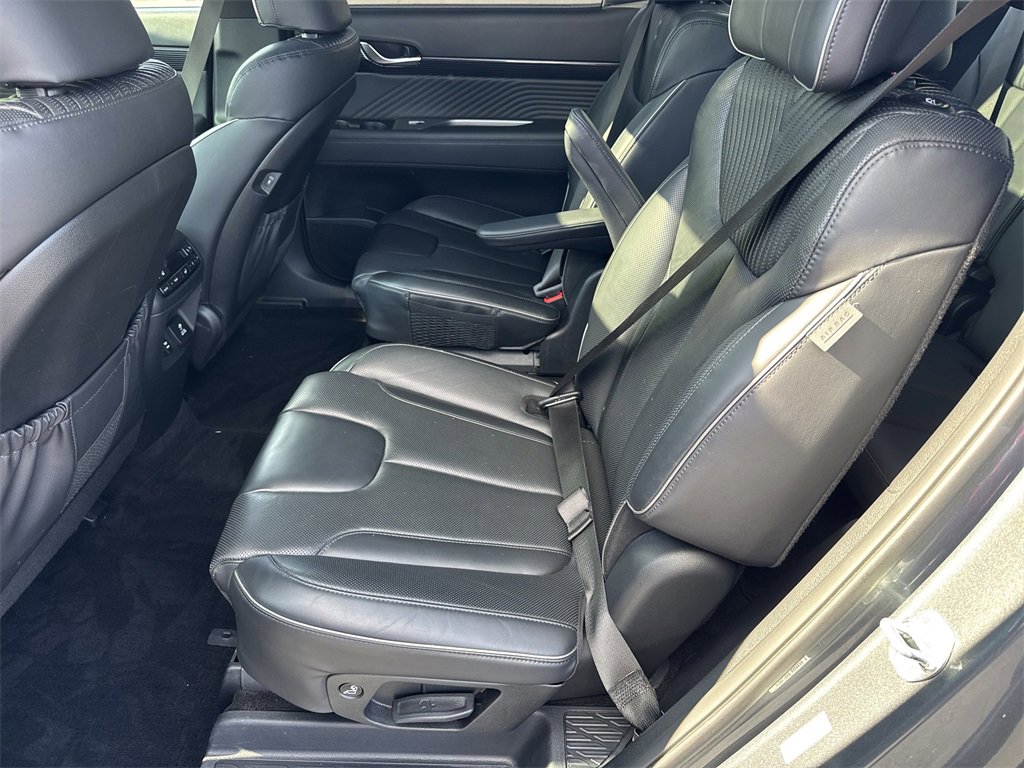 Used 2023 Hyundai Palisade Calligraphy image 20