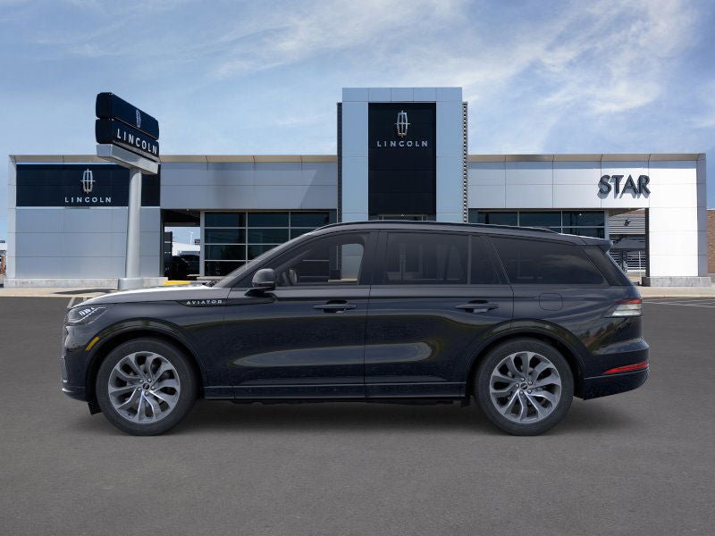 New 2026 Lincoln Aviator AWD image 3
