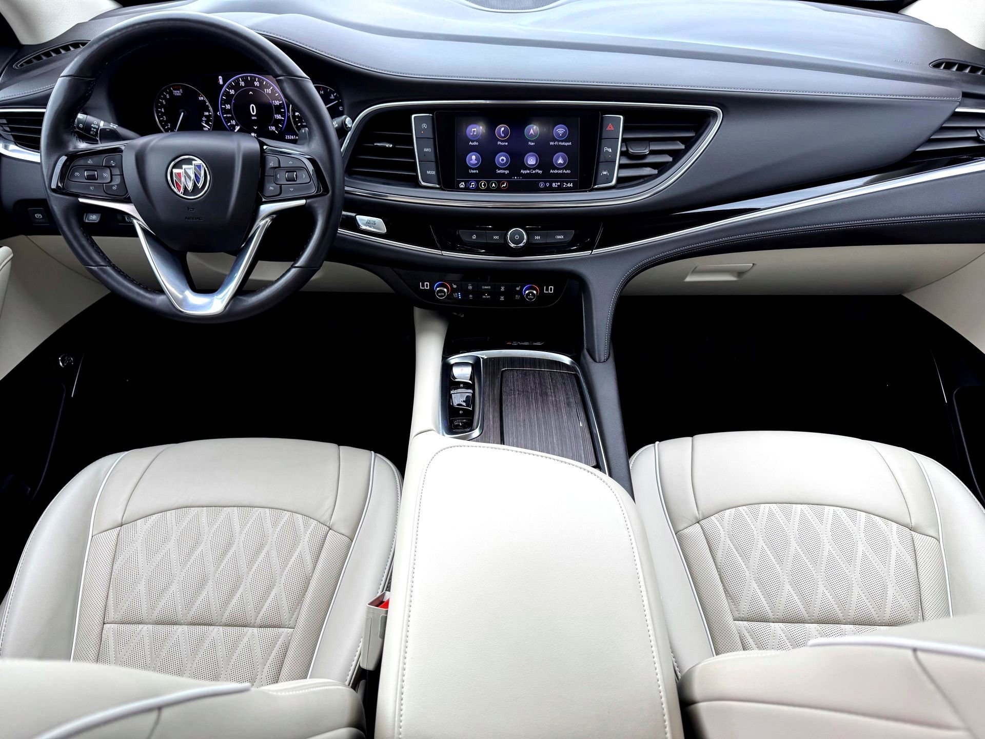 Used 2024 Buick Enclave Avenir w/ Avenir Technology Package image 24