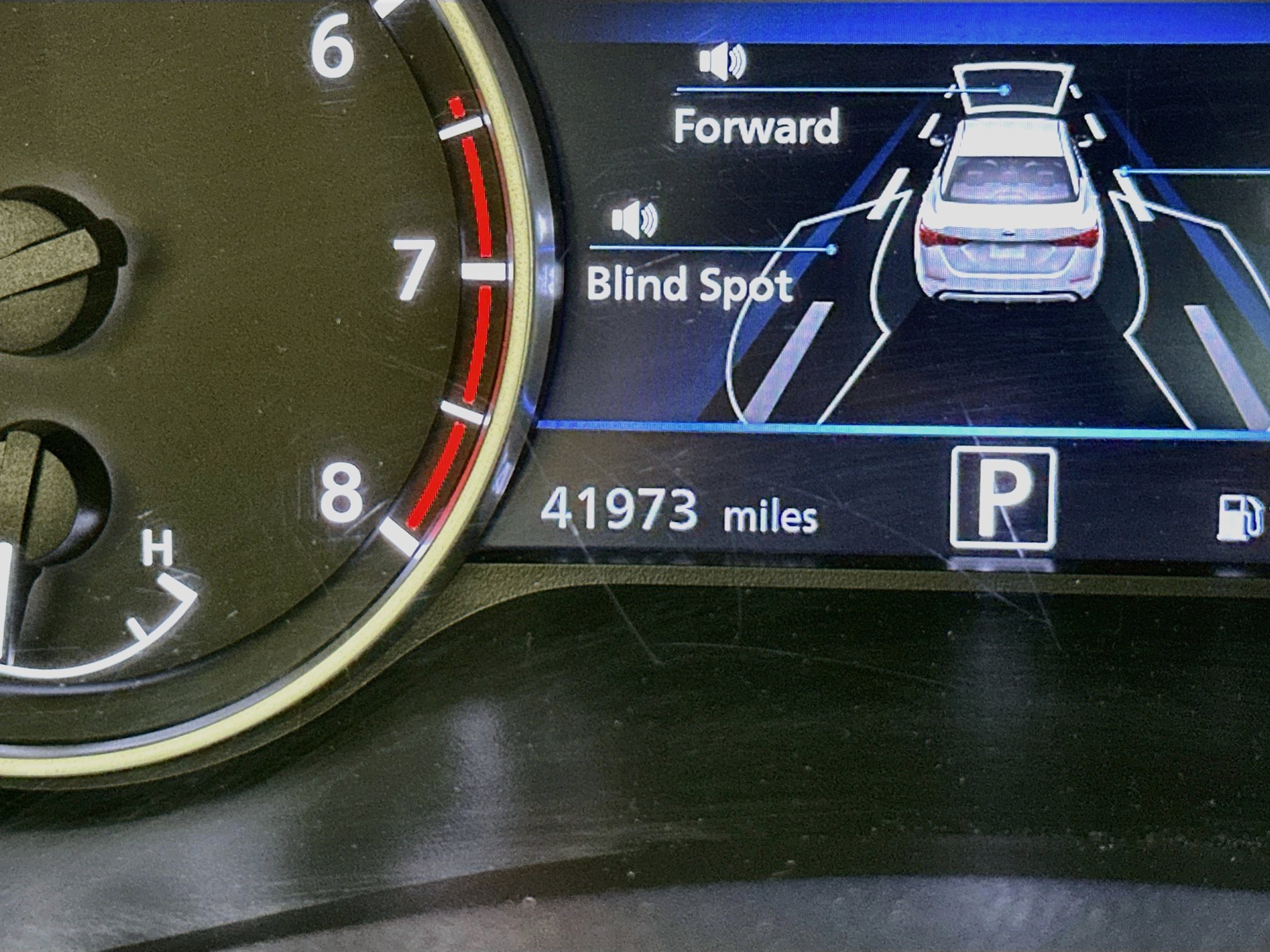 Used 2025 Nissan Sentra SR FWD image 19