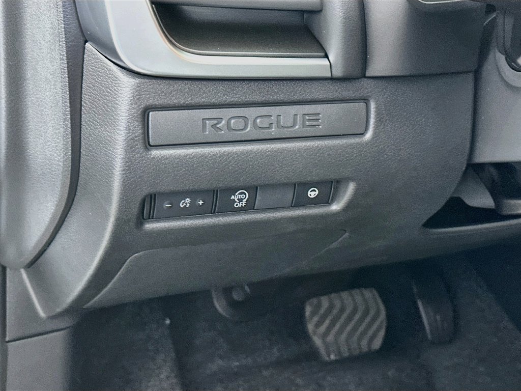 New 2027 Nissan Rogue SV w/ Cold Weather Package AWD/4WD image 15