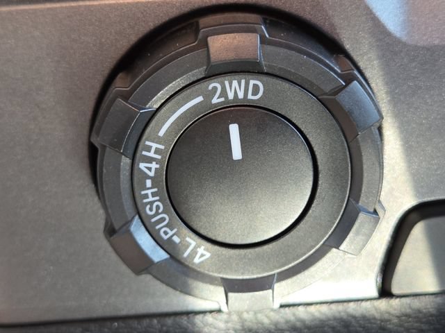 Used 2022 Toyota Tacoma TRD Sport w/ TRD Premium Sport Package AWD/4WD image 34