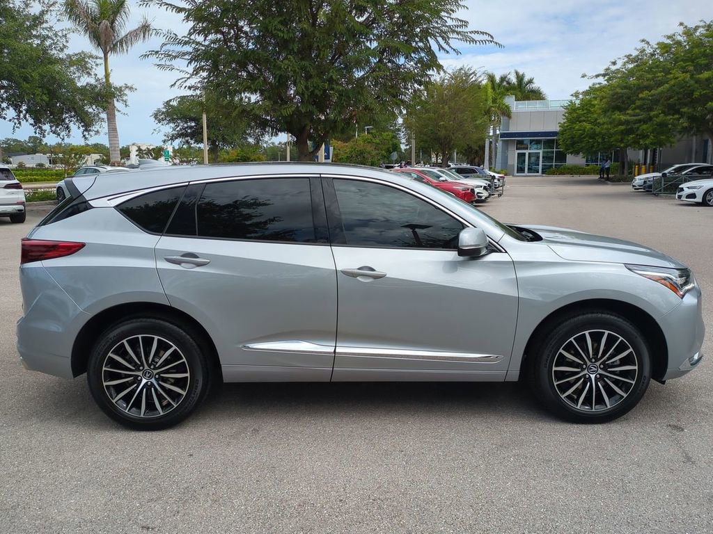 Certified 2025 Acura RDX SH-AWD w/ Advance Package image 3