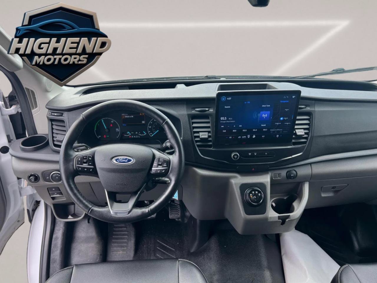 Used 2023 Ford E-Transit Medium Roof RWD image 19