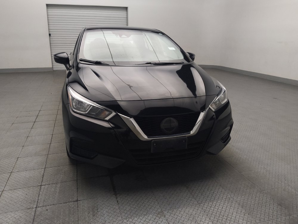 Used 2021 Nissan Versa SV FWD image 14