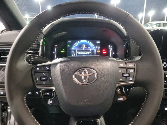 Certified 2025 Toyota Camry SE w/ Convenience Package AWD/4WD image 17