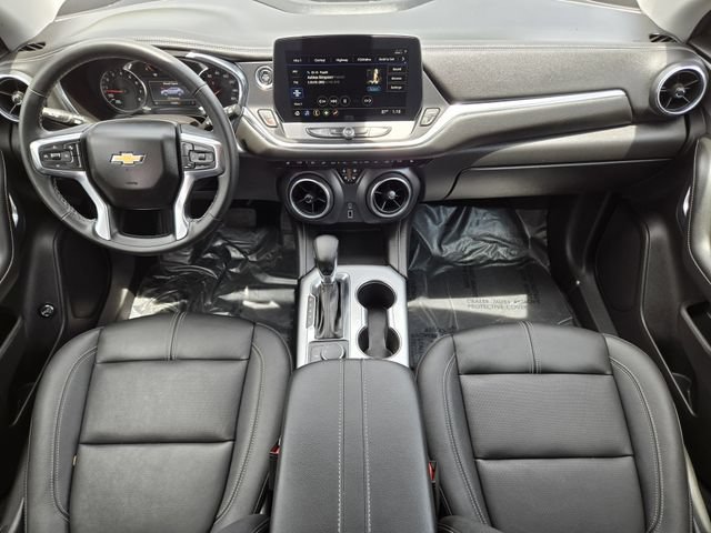Used 2024 Chevrolet Blazer LT FWD image 25