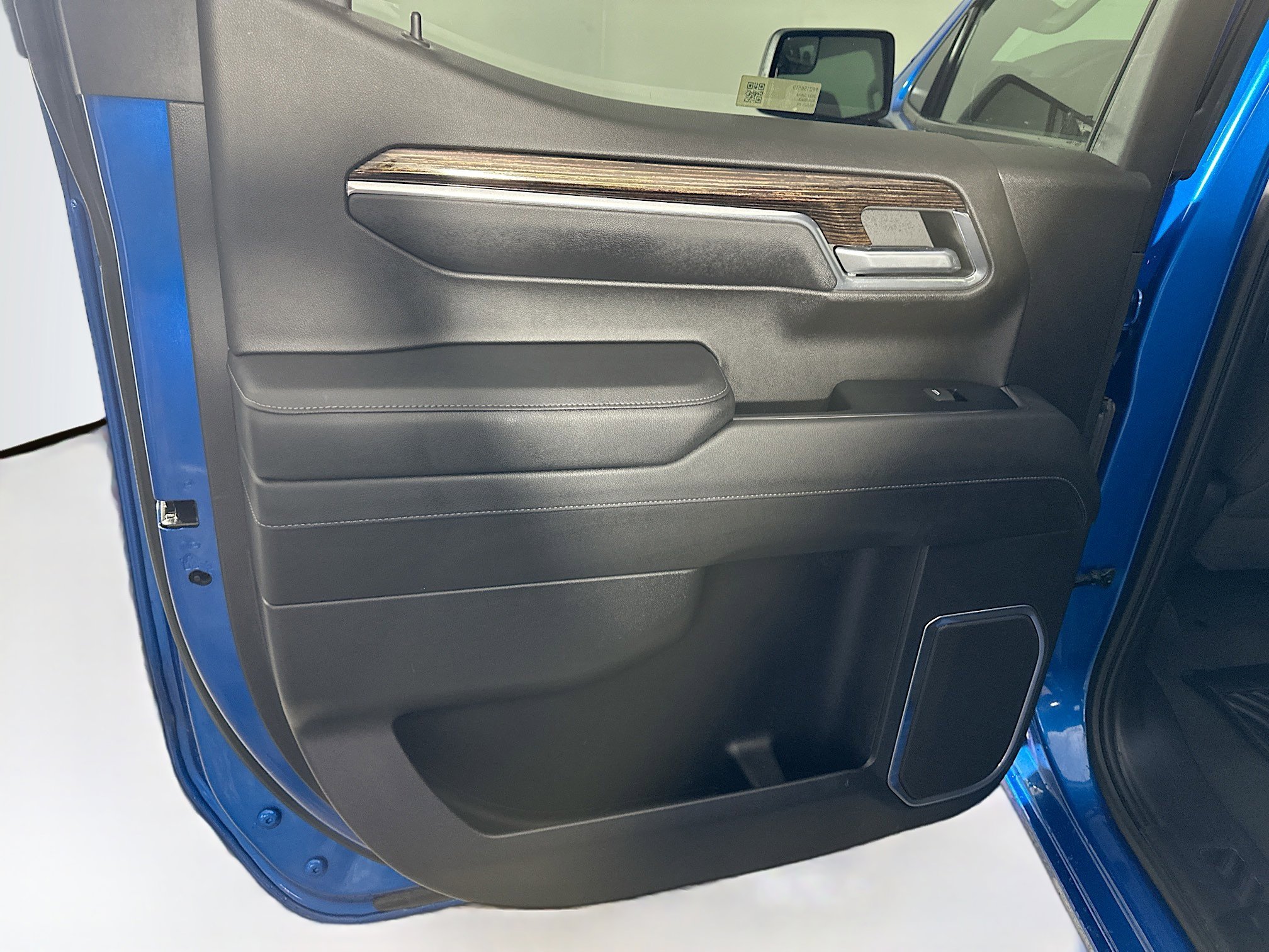 Used 2023 GMC Sierra 1500 Elevation image 25