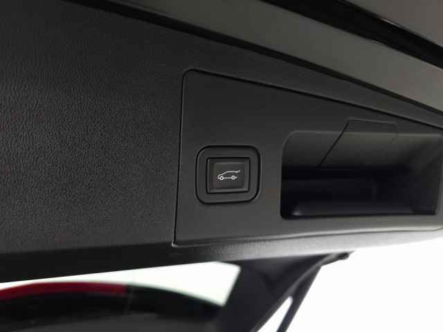 Certified 2023 Cadillac XT5 Premium Luxury image 8