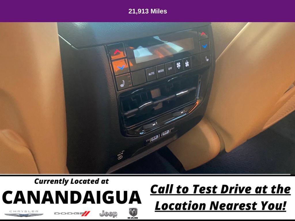 Used 2022 Jeep Grand Cherokee Summit AWD/4WD image 23