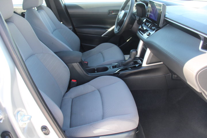 Used 2024 Toyota Corolla Cross AWD Hybrid image 18