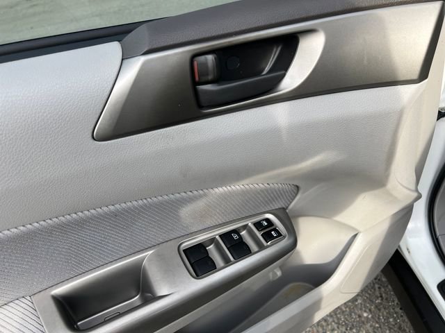 Used 2010 Subaru Forester 2.5X image 32