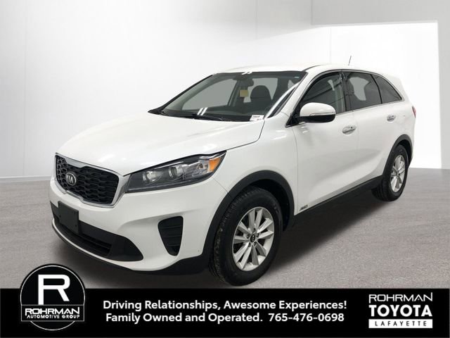 Used 2019 Kia Sorento LX image 2