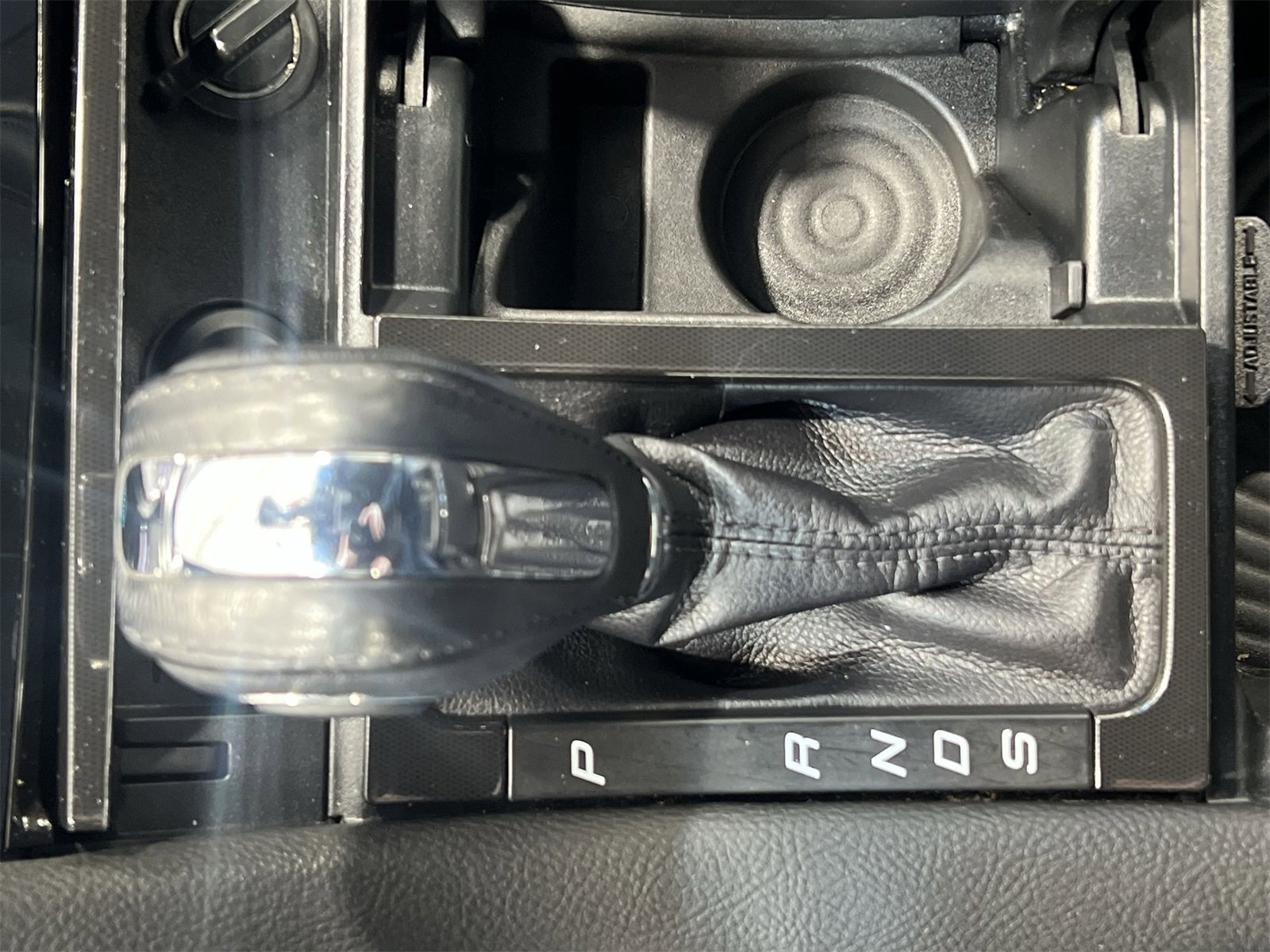 Used 2018 Ford Taurus Limited image 20