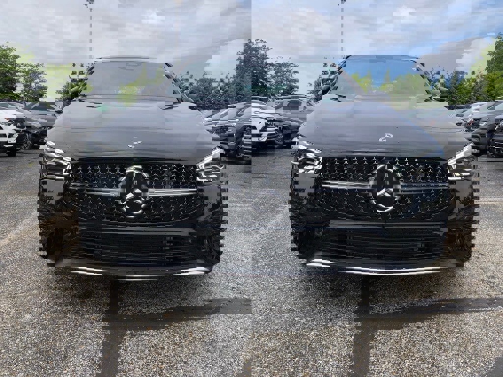 New 2025 Mercedes-Benz CLA 250 4MATIC image 2