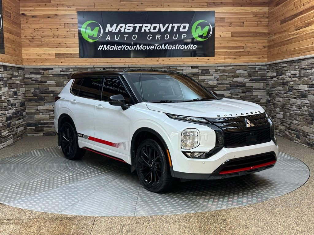 Used 2023 Mitsubishi Outlander Ralliart image 2