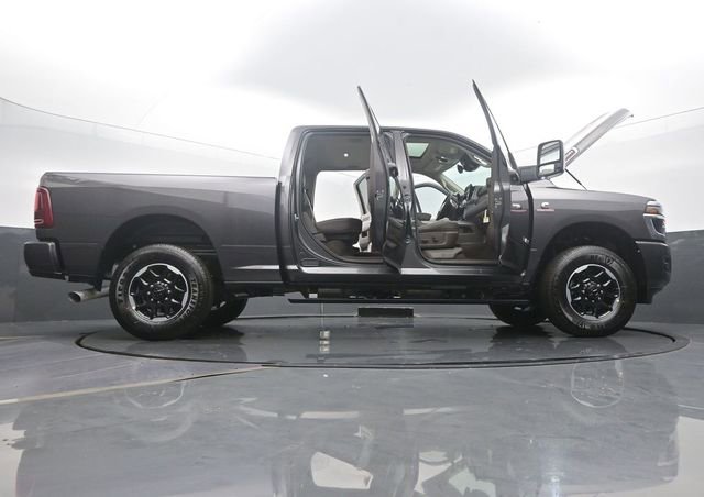 New 2026 RAM 2500 Laramie AWD/4WD image 61