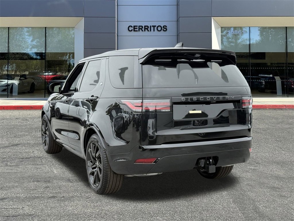 New 2025 Land Rover Discovery Dynamic SE image 7