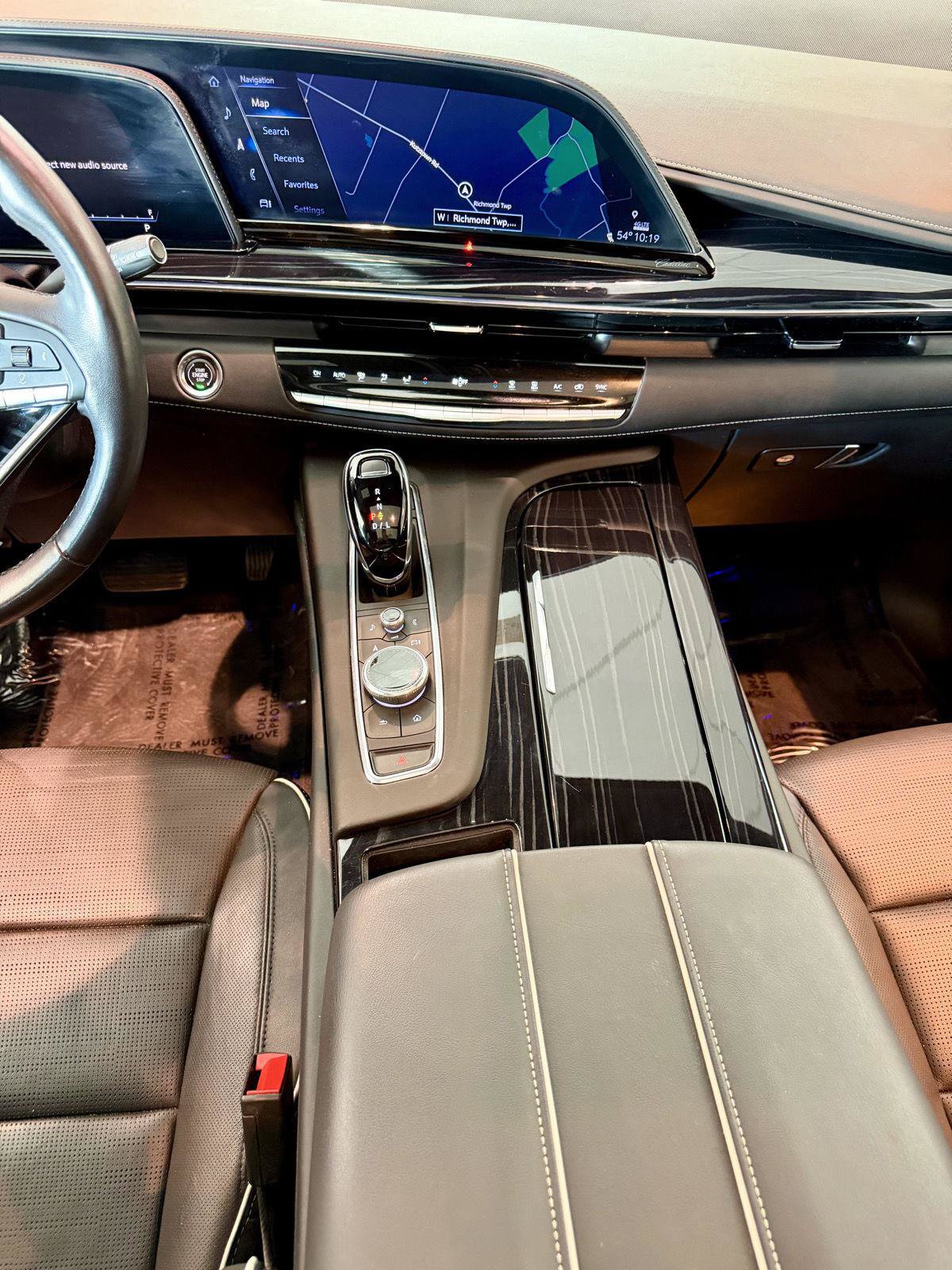 Certified 2024 Cadillac Escalade Sport w/ LPO, ONYX Package AWD/4WD image 46
