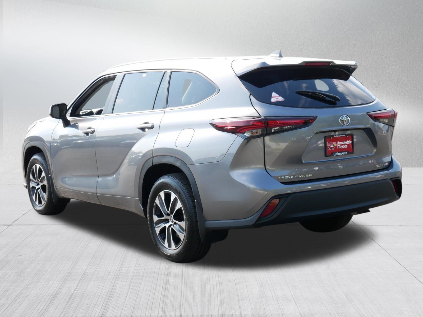 Certified 2026 Toyota Highlander XLE AWD/4WD image 5