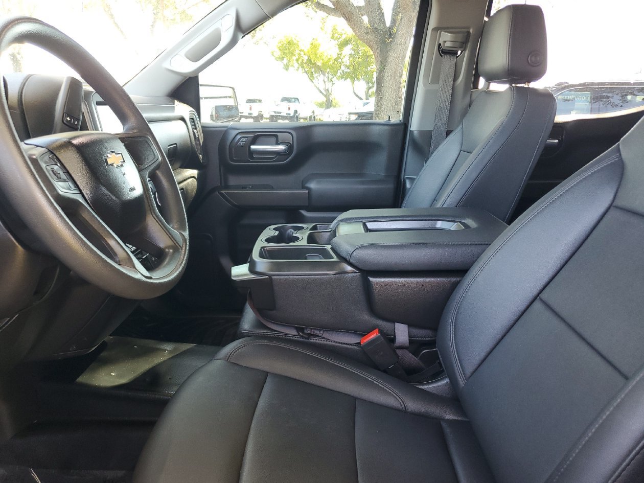 Used 2023 Chevrolet Silverado 1500 W/T w/ WT Value Package AWD/4WD image 19