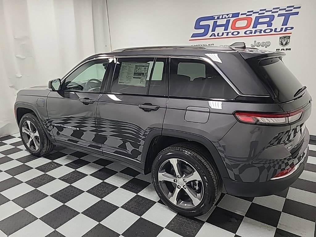 New 2023 Jeep Grand Cherokee 4WD 4xe image 6