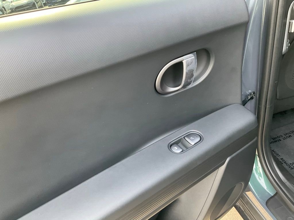 Used 2025 Hyundai Ioniq 5 SEL image 34
