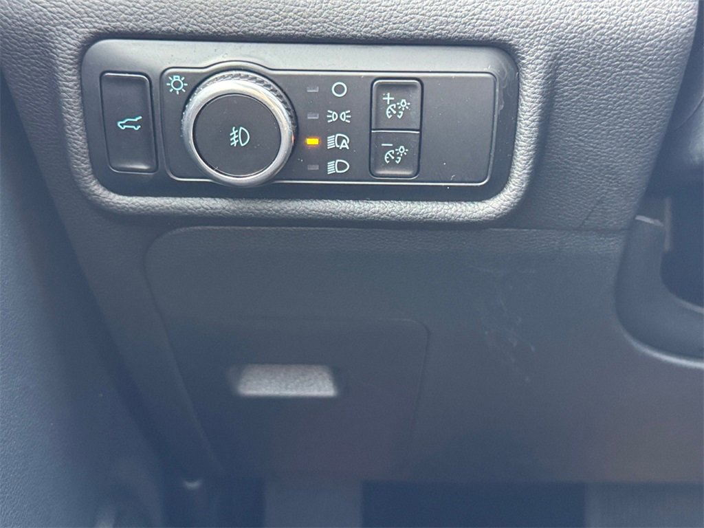 Used 2023 Ford Explorer ST-Line w/ Class IV Trailer Tow Package image 23