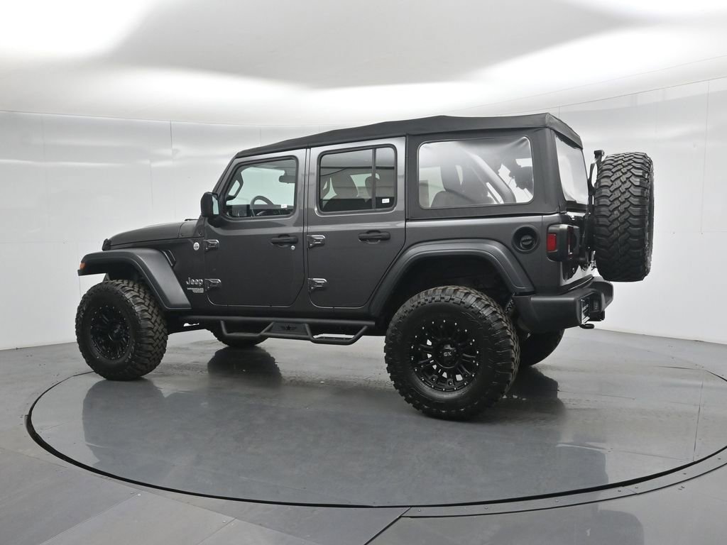 Used 2018 Jeep Wrangler Unlimited Sport image 7