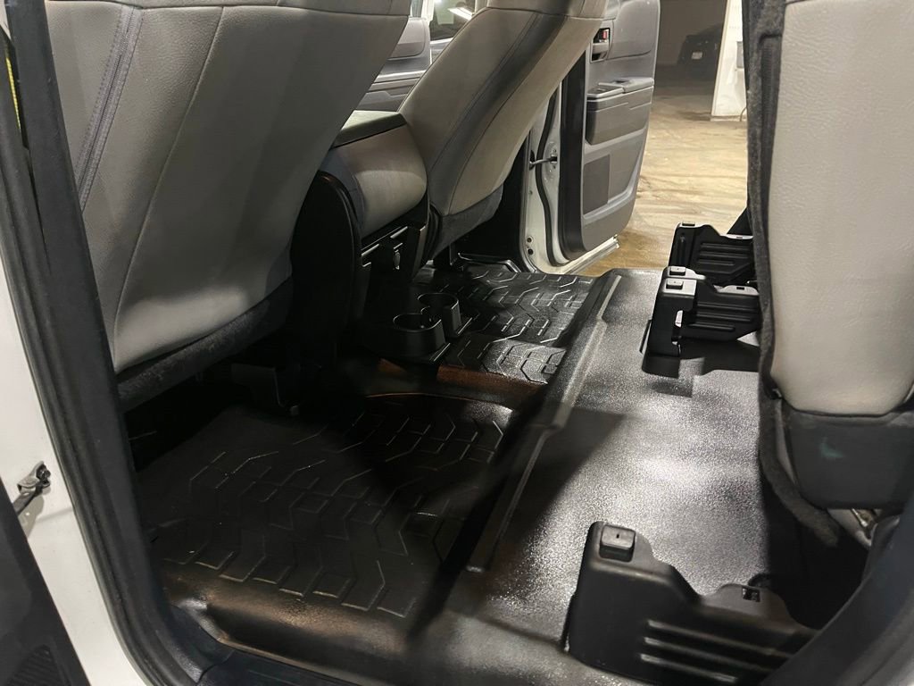 Used 2015 Toyota Tundra SR image 15