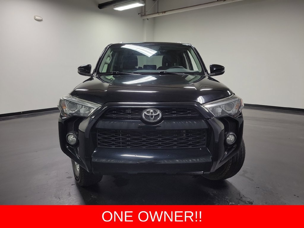 Used 2017 Toyota 4Runner SR5 Premium AWD/4WD image 2