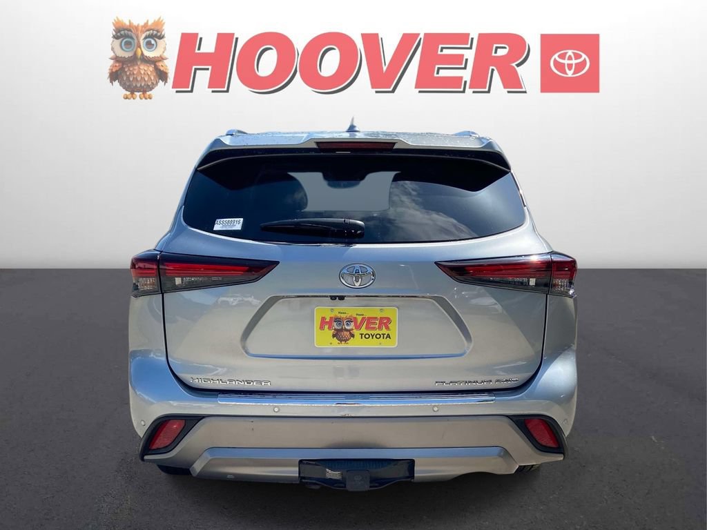 Used 2025 Toyota Highlander Platinum AWD/4WD image 8