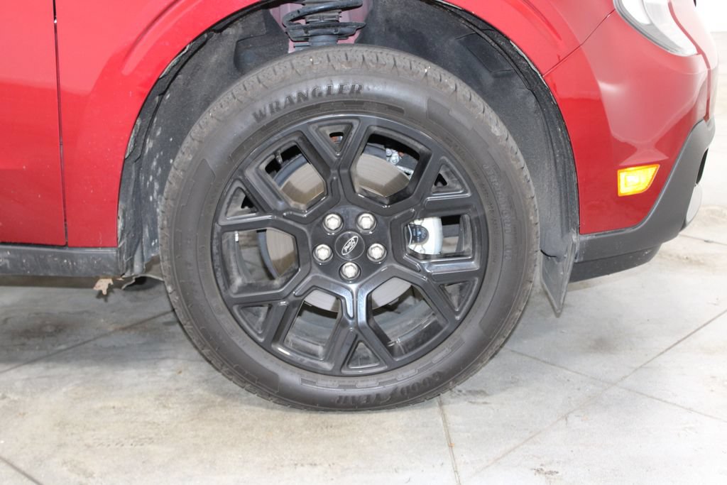 Used 2025 Ford Maverick XLT w/ XLT Luxury Package AWD/4WD image 13
