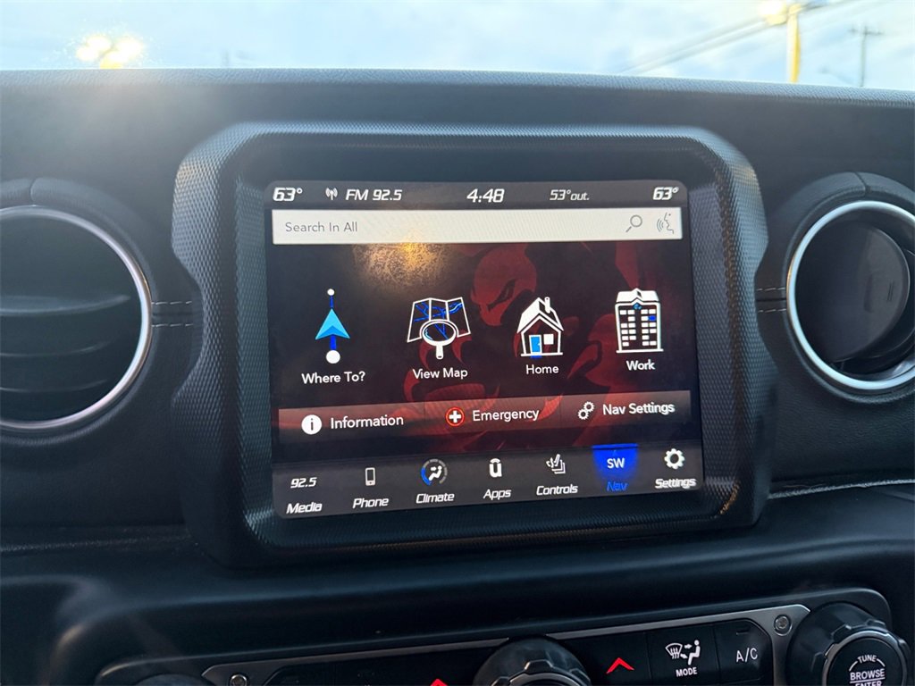 Used 2020 Jeep Wrangler Unlimited Sahara image 21